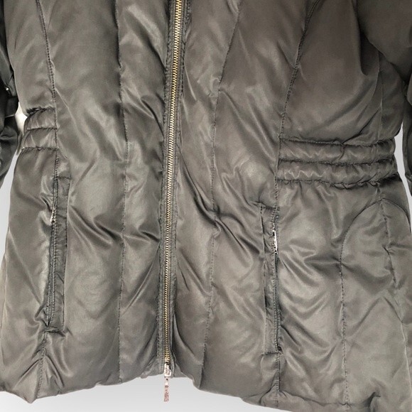 Kenneth Cole Reaction Women’s Black Full Zip Feather Puffer Jacket - Picture 3 of 8